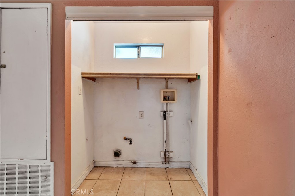 2843 Parkway Drive Property Photo 9