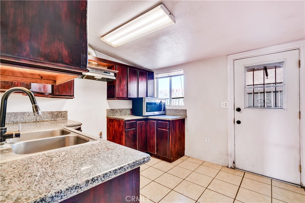 2843 Parkway Drive Property Photo 16