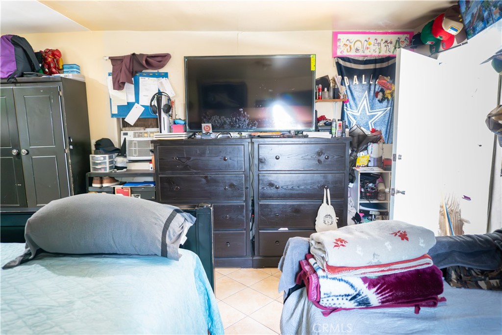 4206 Mercury Avenue Property Photo 4