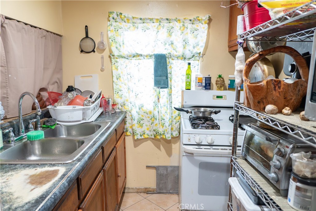 4206 Mercury Avenue Property Photo 7
