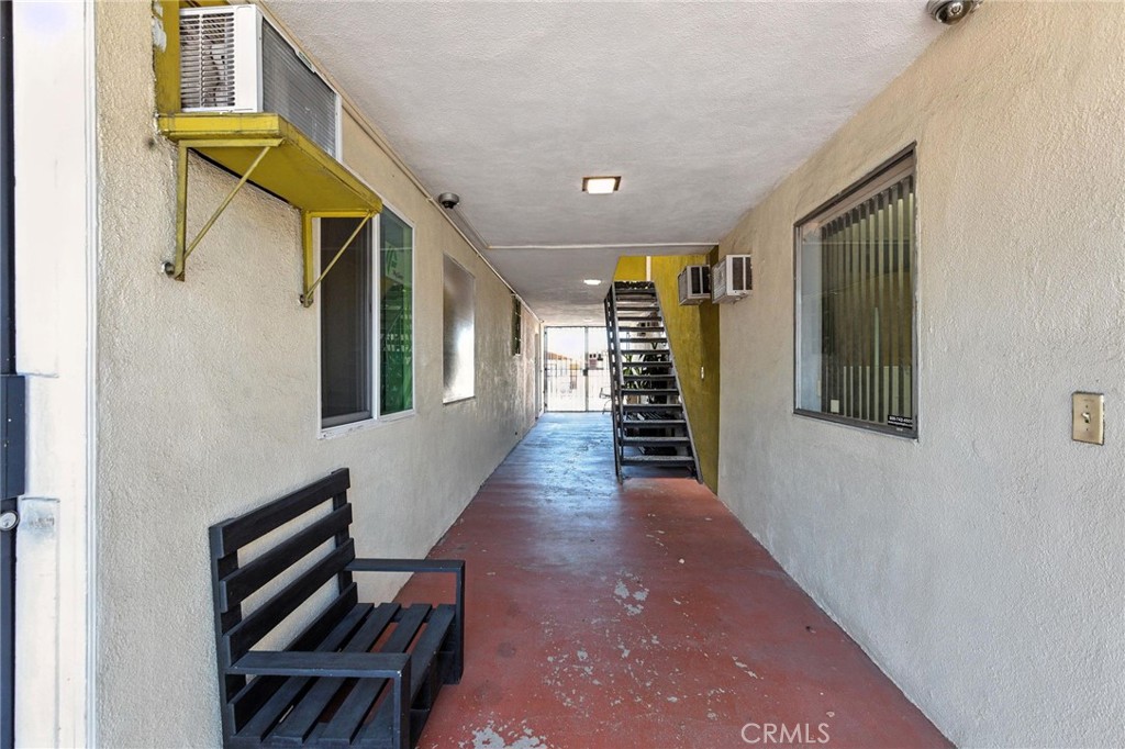 5332 E Beverly Boulevard Property Photo 15