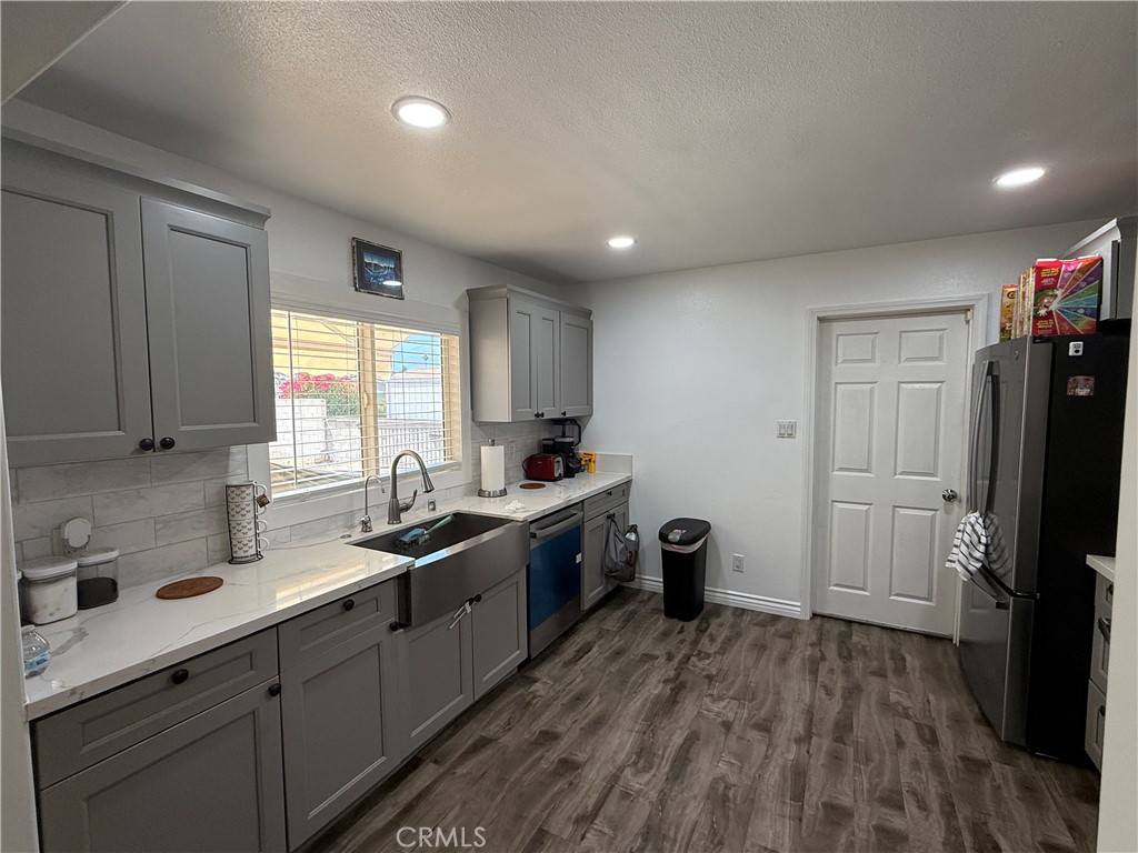 8238 Pepper Avenue Property Photo 9