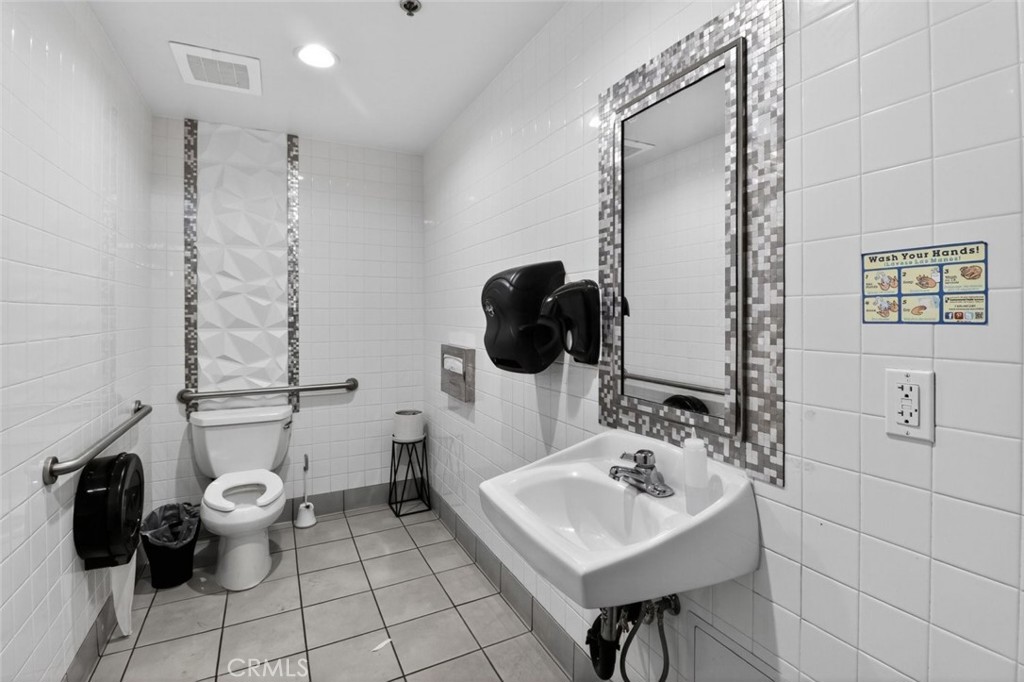 13257 Main Street Property Photo 28