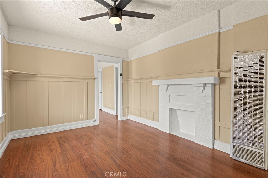 151 E 54th Street Property Photo 3