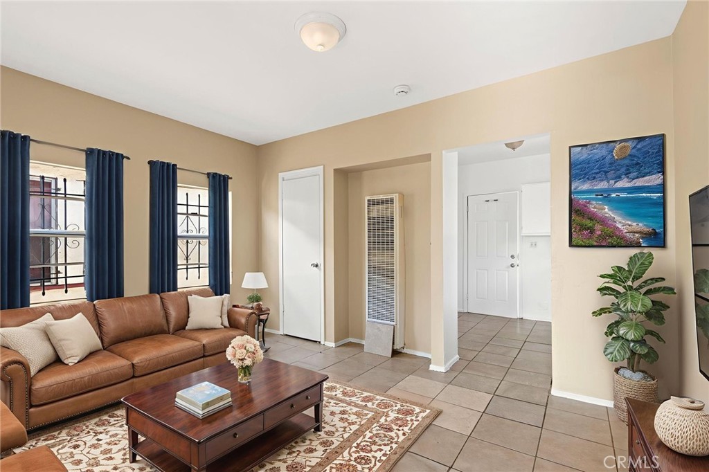 151 E 54th Street Property Photo 11