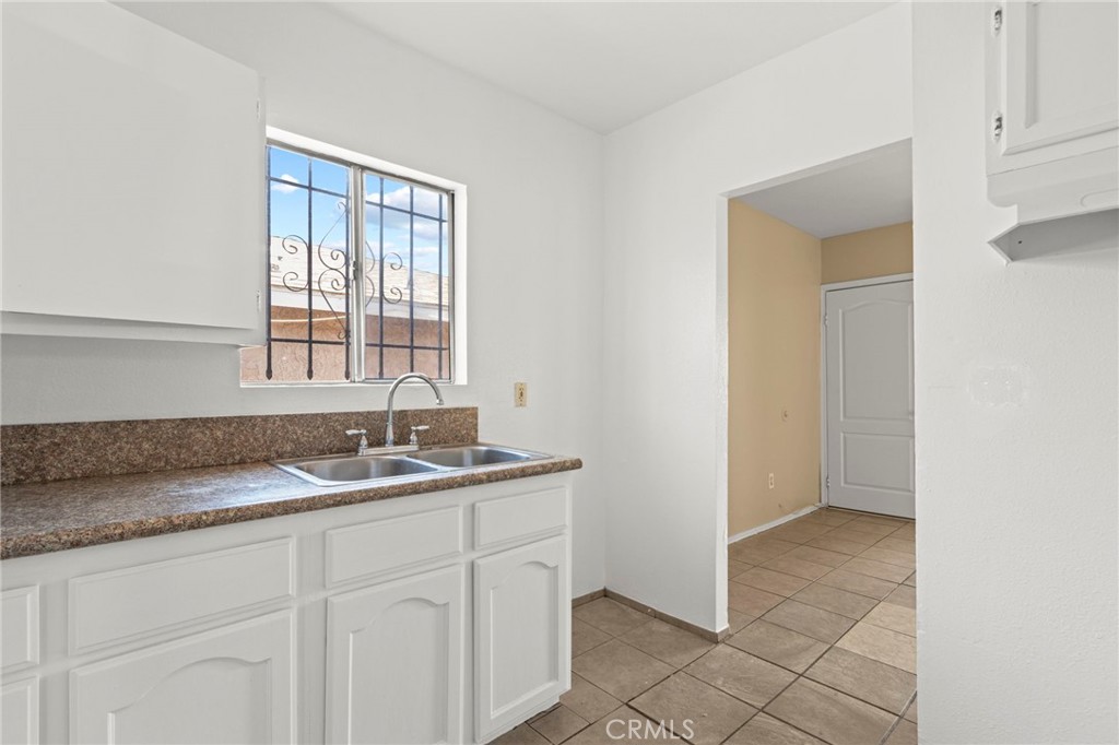 151 E 54th Street Property Photo 12