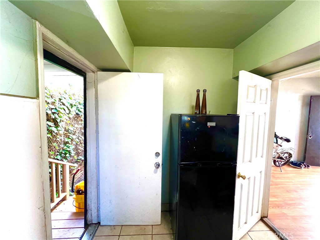 2813 E Cesar Chavez Avenue Property Photo 24