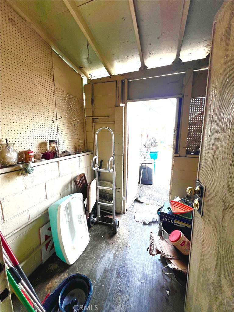 2813 E Cesar Chavez Avenue Property Photo 26