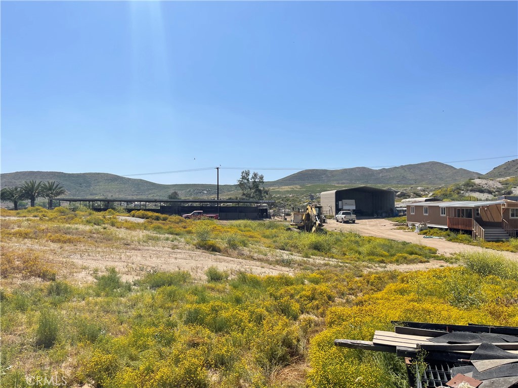 22285 Old Elsinore Road Property Photo 10