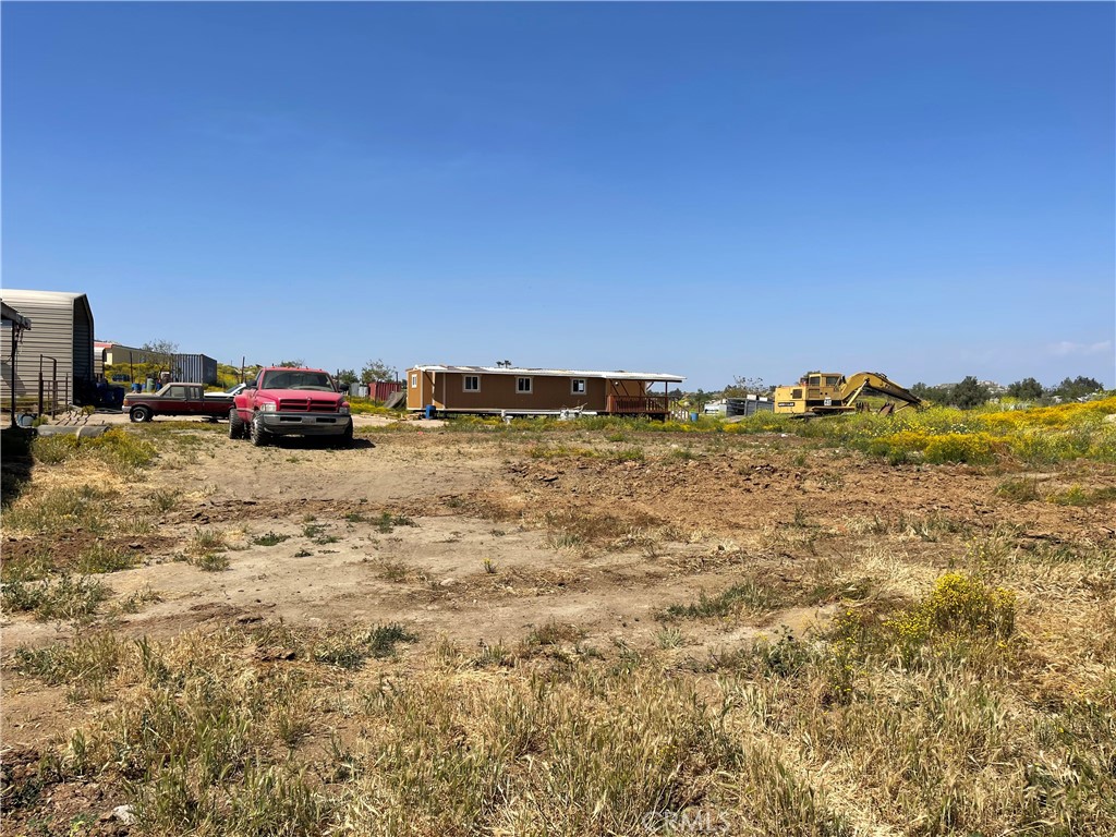 22285 Old Elsinore Road Property Photo 11