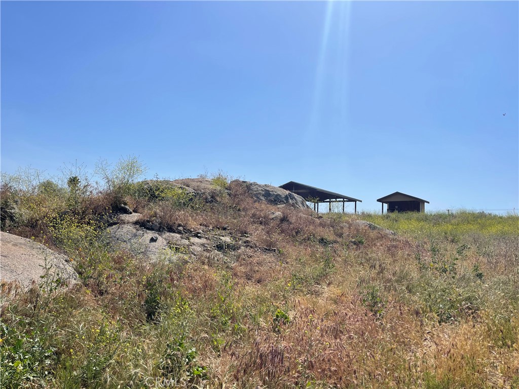 22285 Old Elsinore Road Property Photo 14