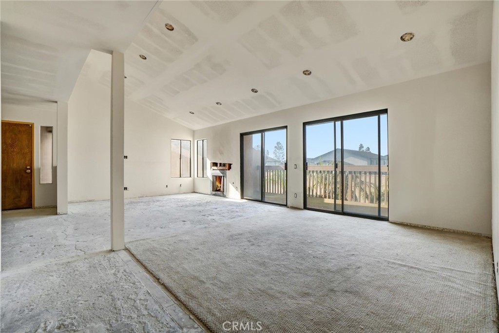 4791 Lago Drive 200 Property Photo 12