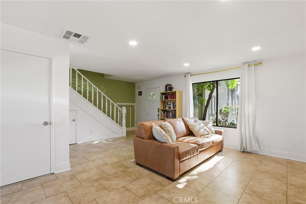 627 13th 16 Property Photo 14