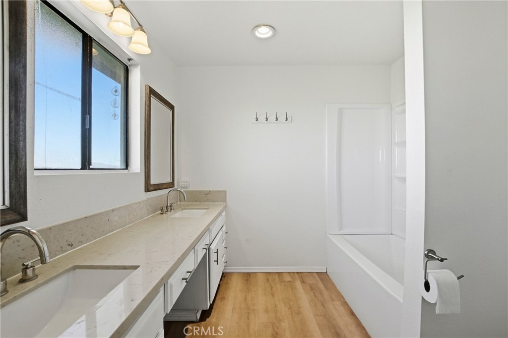 627 13th 16 Property Photo 19