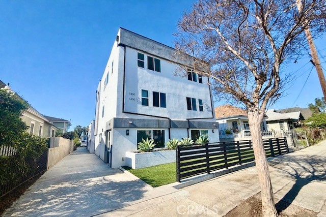 1430 Pennsylvania Avenue Property Photo 1
