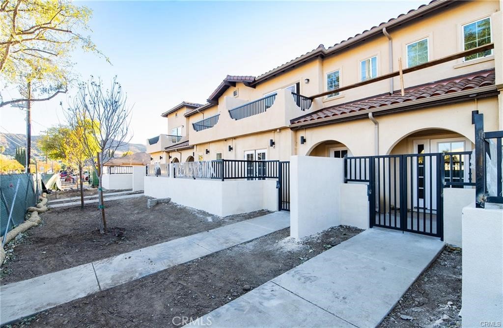 5526 E Los Angeles Avenue 2 Property Photo 4
