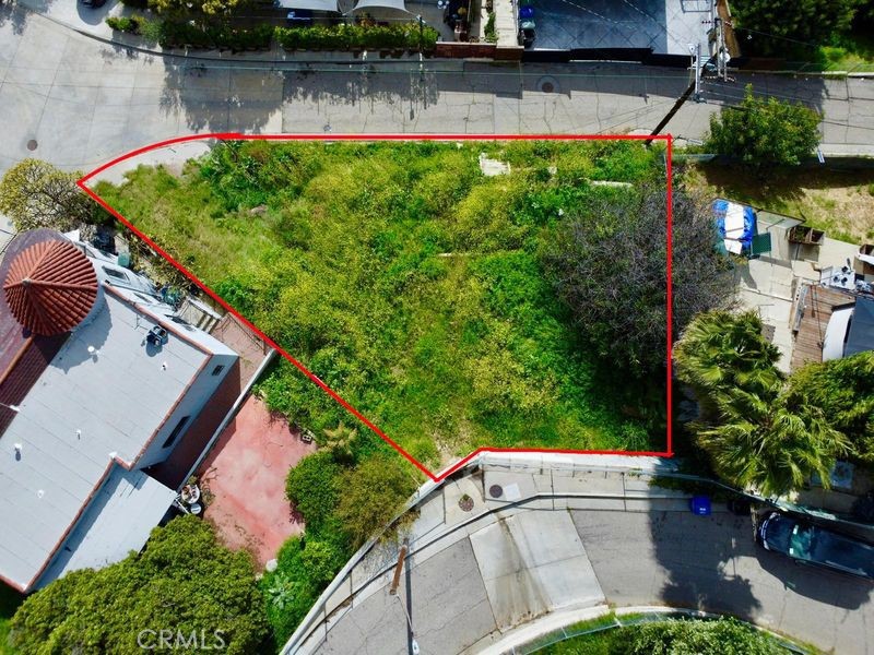 1202 N Hicks Avenue Property Photo 1