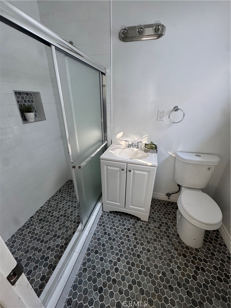 529 N Leland Property Photo 9