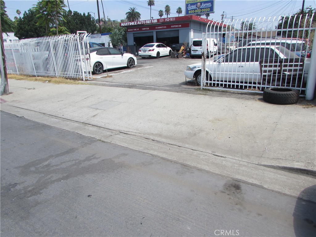 3900 N Figueroa Property Photo 10