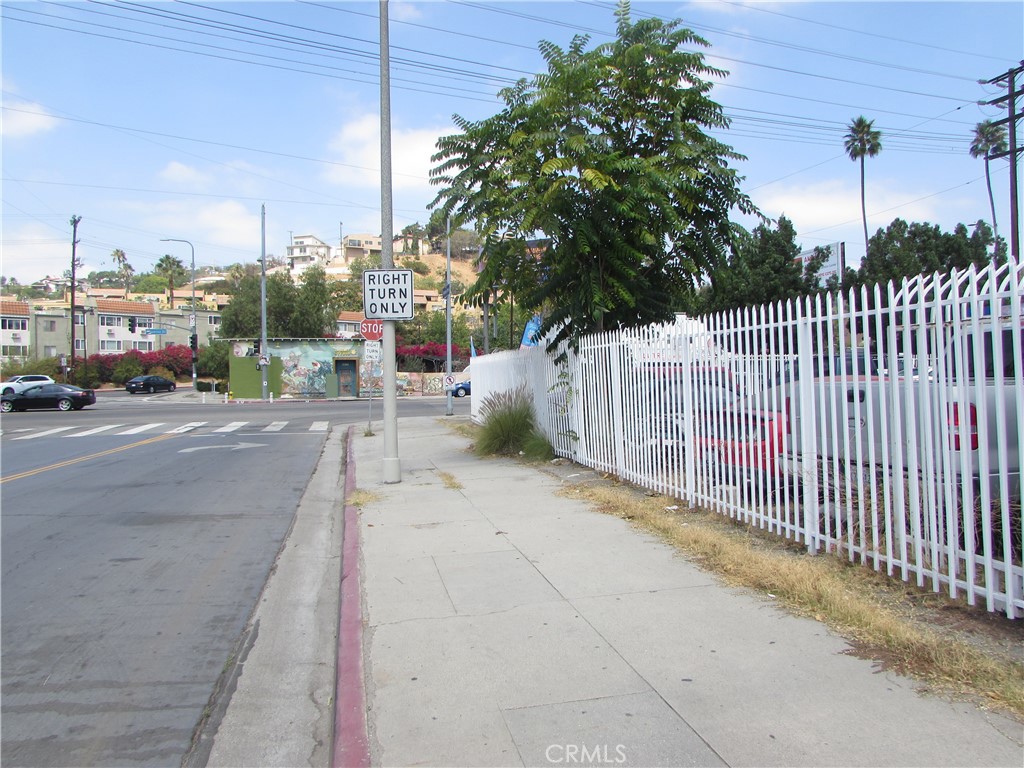 3900 N Figueroa Property Photo 12