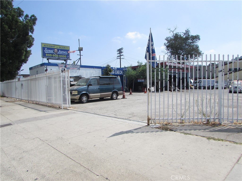 3900 N Figueroa Property Photo 18