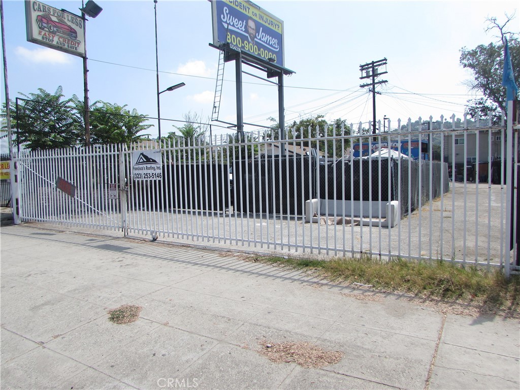 3900 N Figueroa Property Photo 23