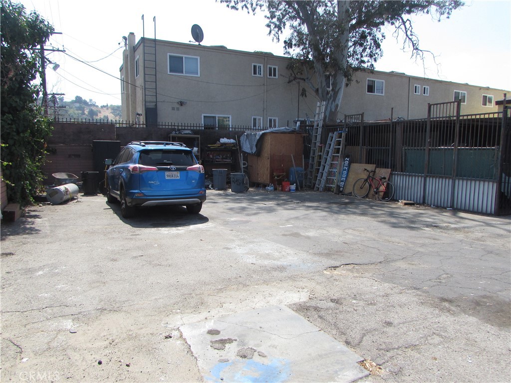 3900 N Figueroa Property Photo 40