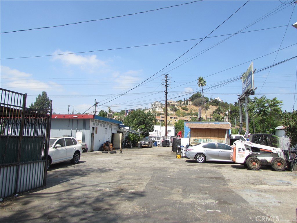 3900 N Figueroa Property Photo 44