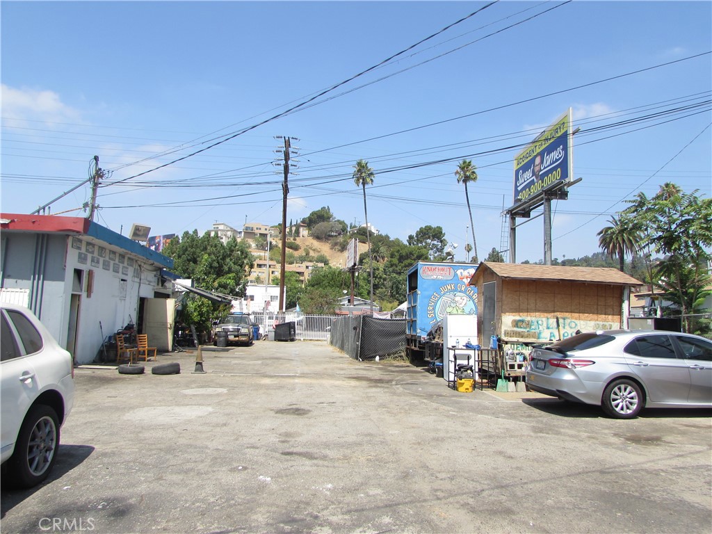 3900 N Figueroa Property Photo 45
