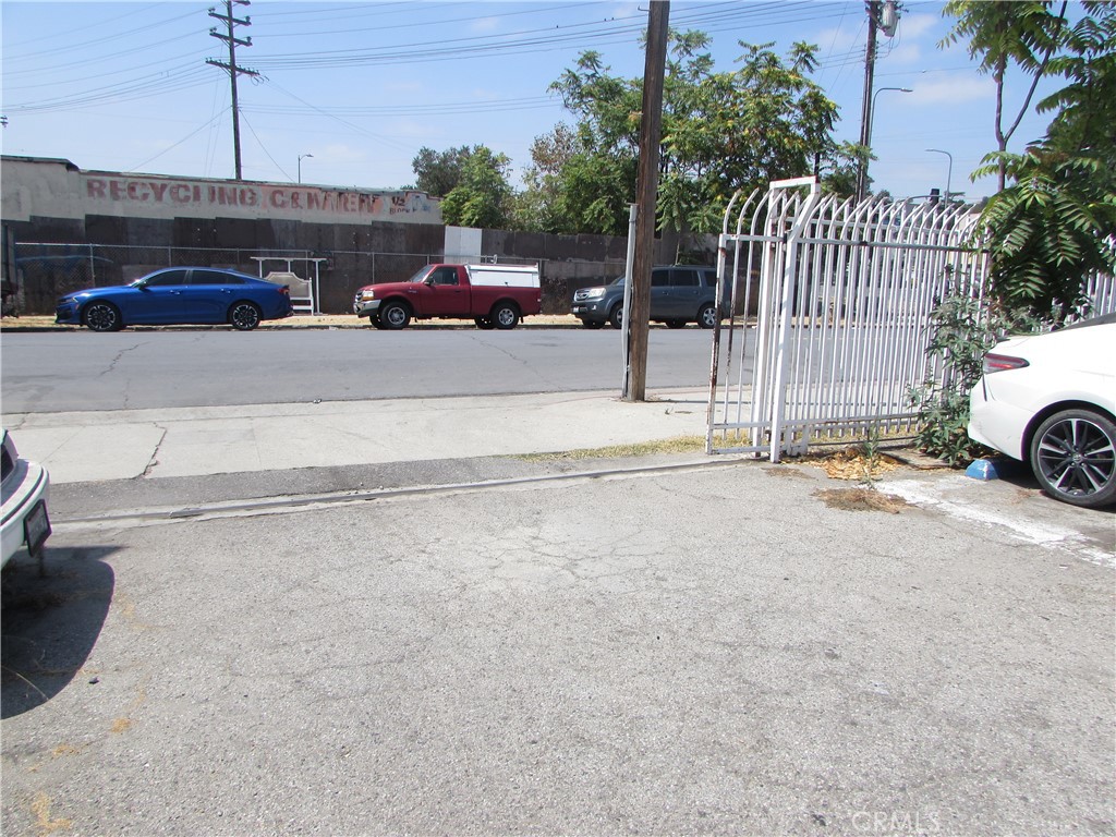 3900 N Figueroa Property Photo 53