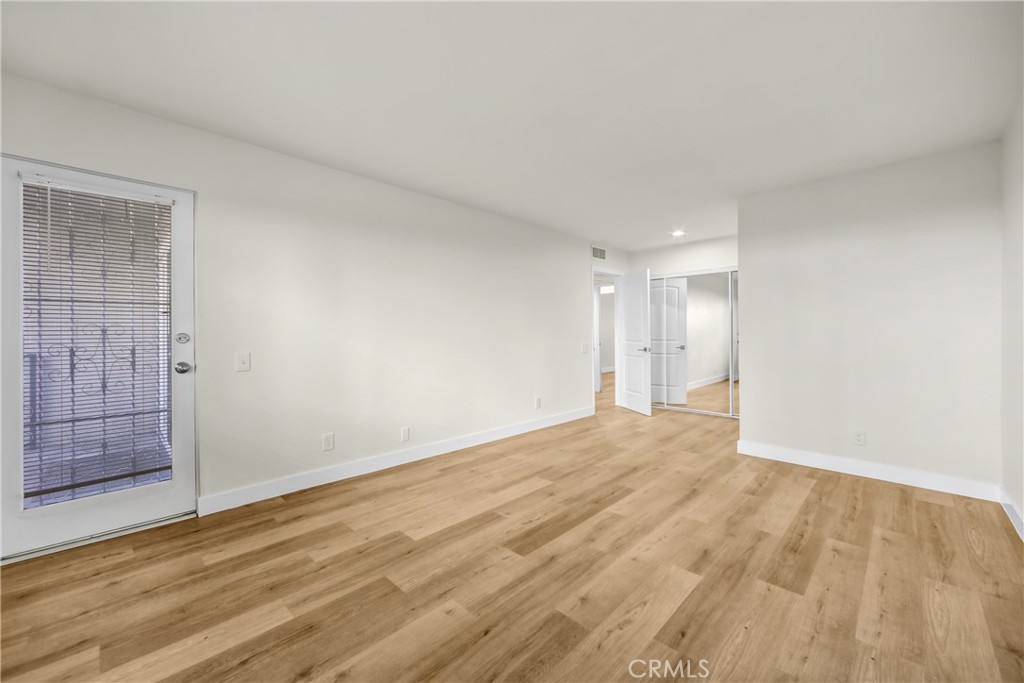 497 S El Molino 106 Property Photo 19