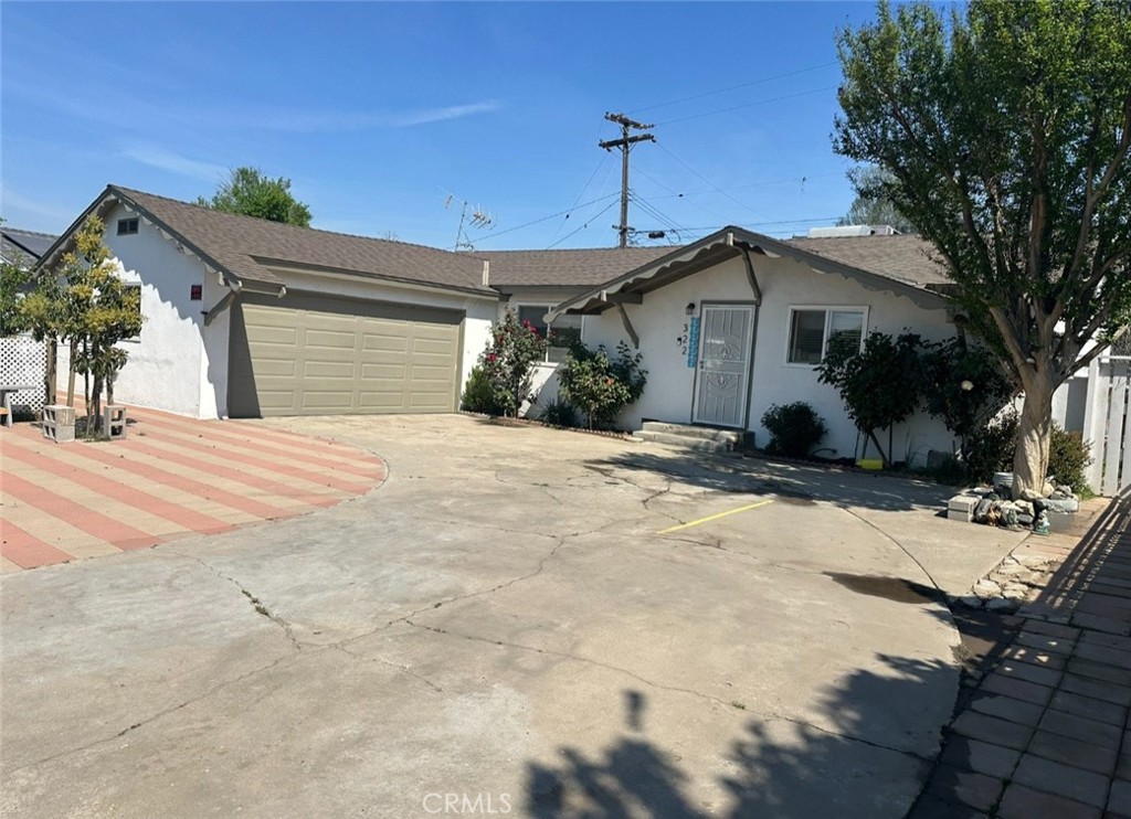 322 N Dayton Property Photo 1