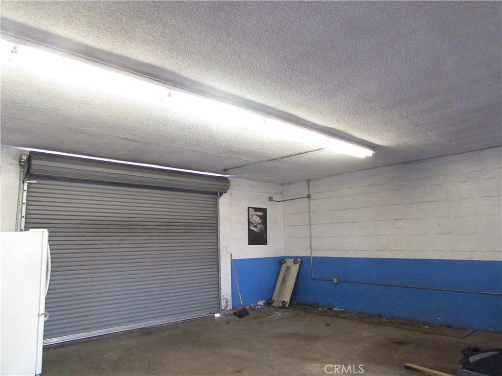 1540 W Olympic Property Photo 15
