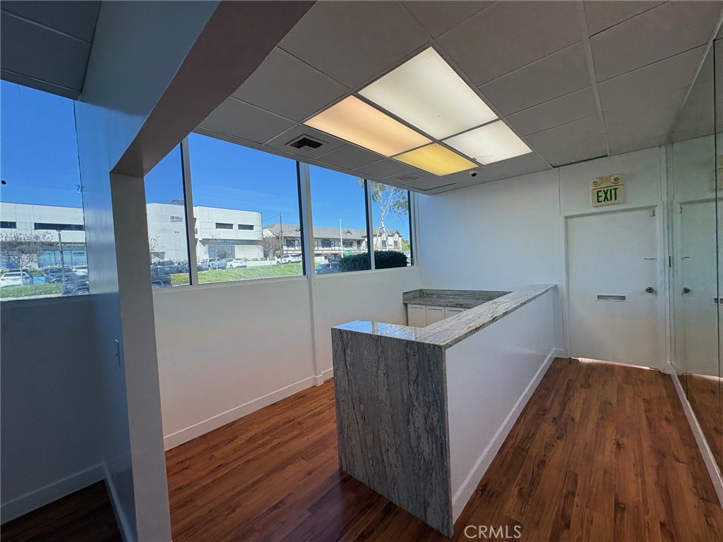 1817 W Beverly A Property Photo 8