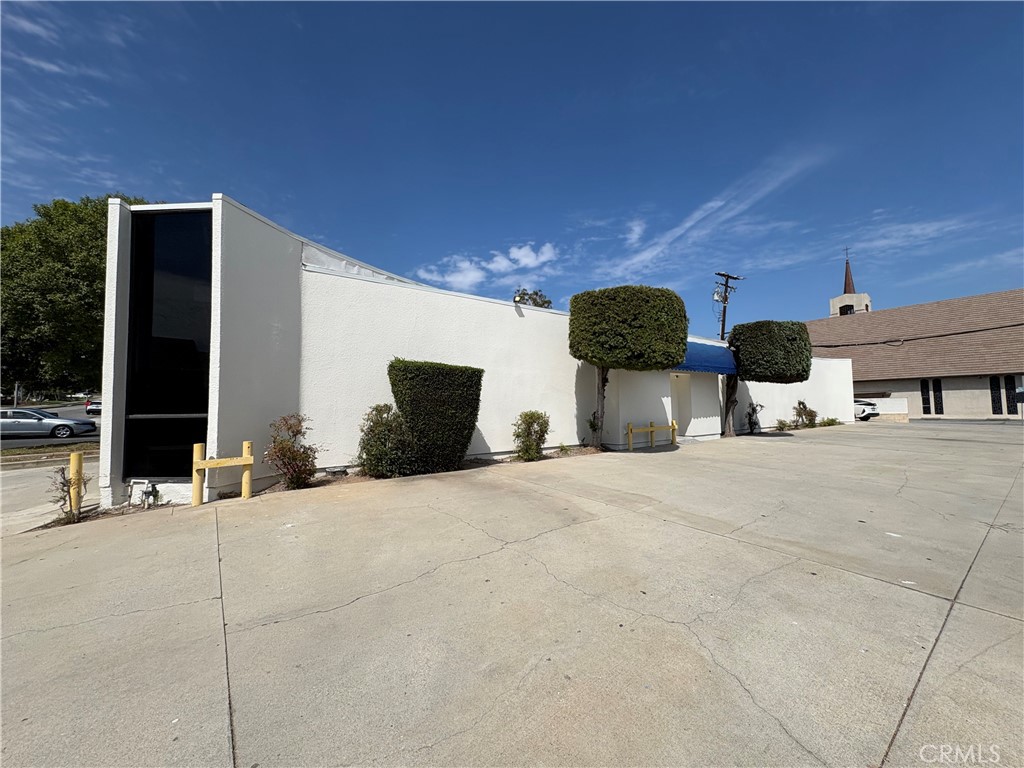 1817 W Beverly A Property Photo 18