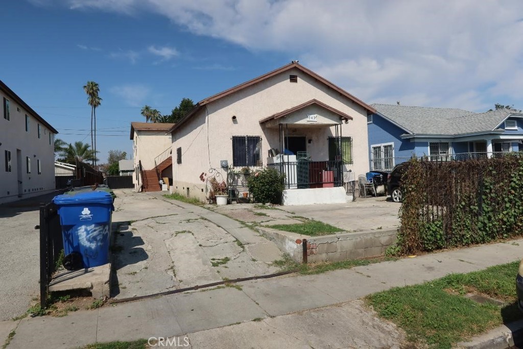 343 W 77th Street Property Photo 1