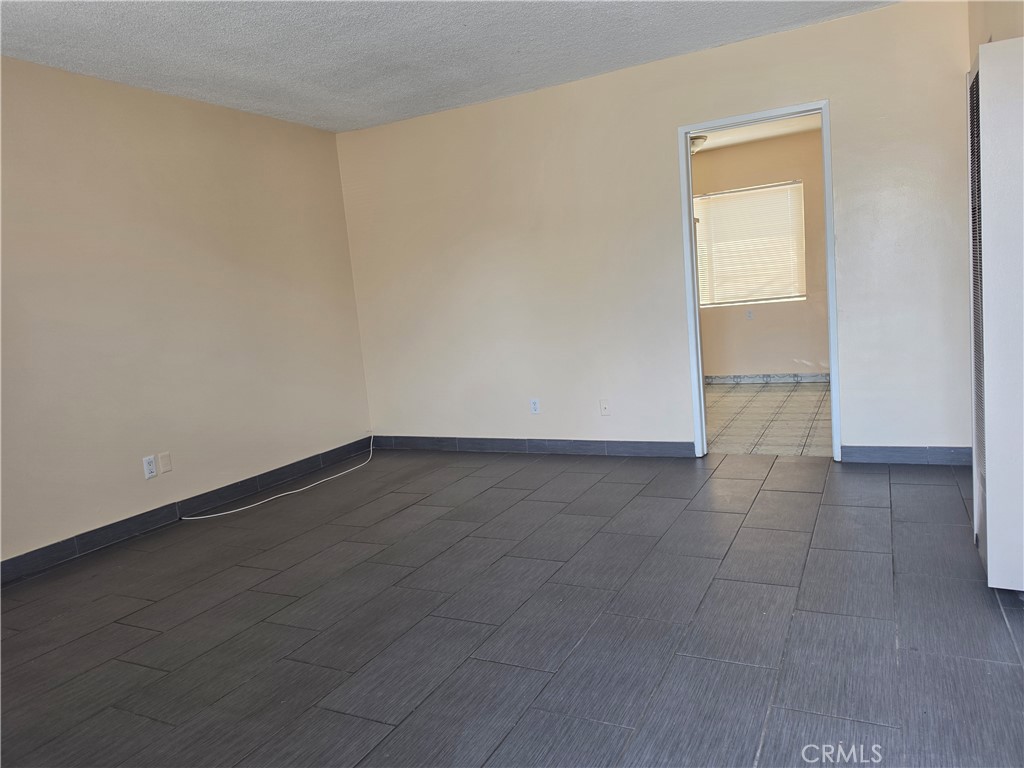 834 S Greenwood Avenue Property Photo 2
