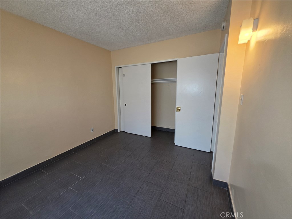 834 S Greenwood Avenue Property Photo 6