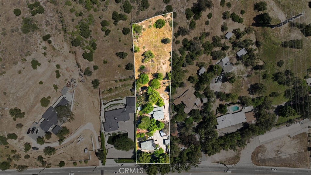 10064 Sunland Boulevard Property Photo 9