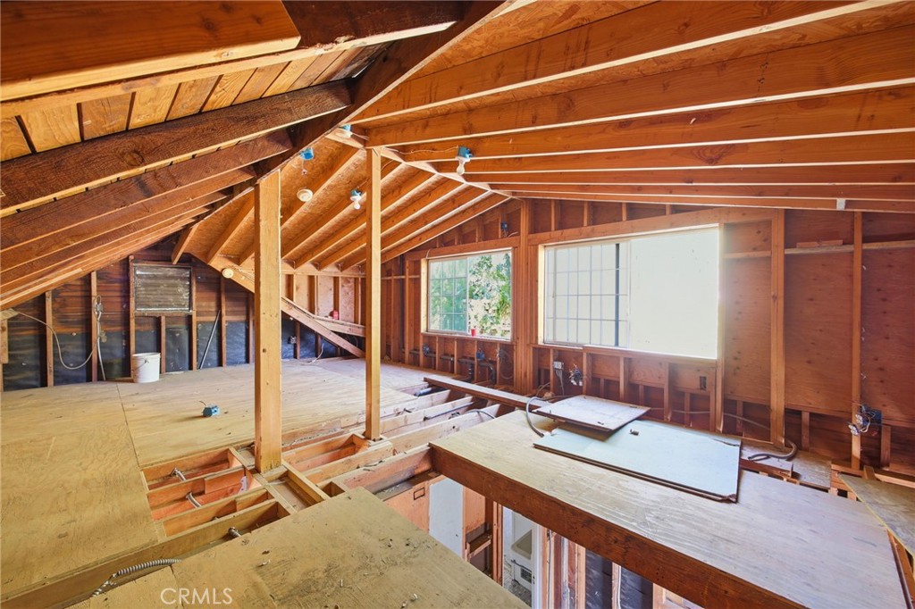 10064 Sunland Boulevard Property Photo 46