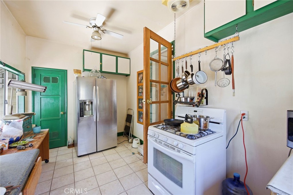 10064 Sunland Boulevard Property Photo 56