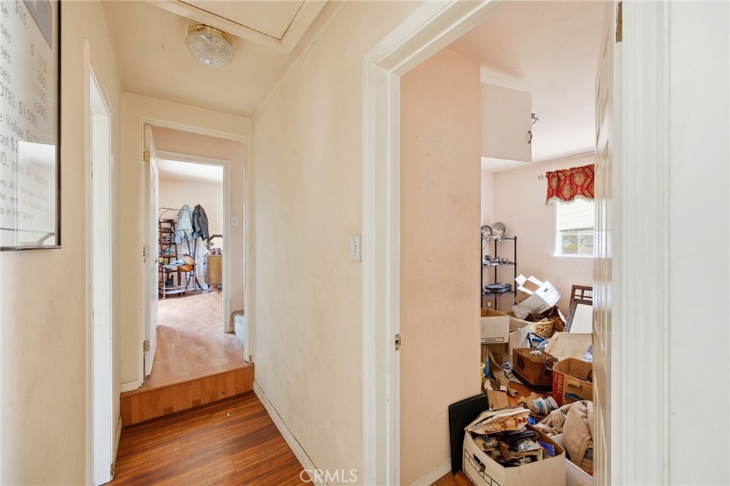 10064 Sunland Boulevard Property Photo 57
