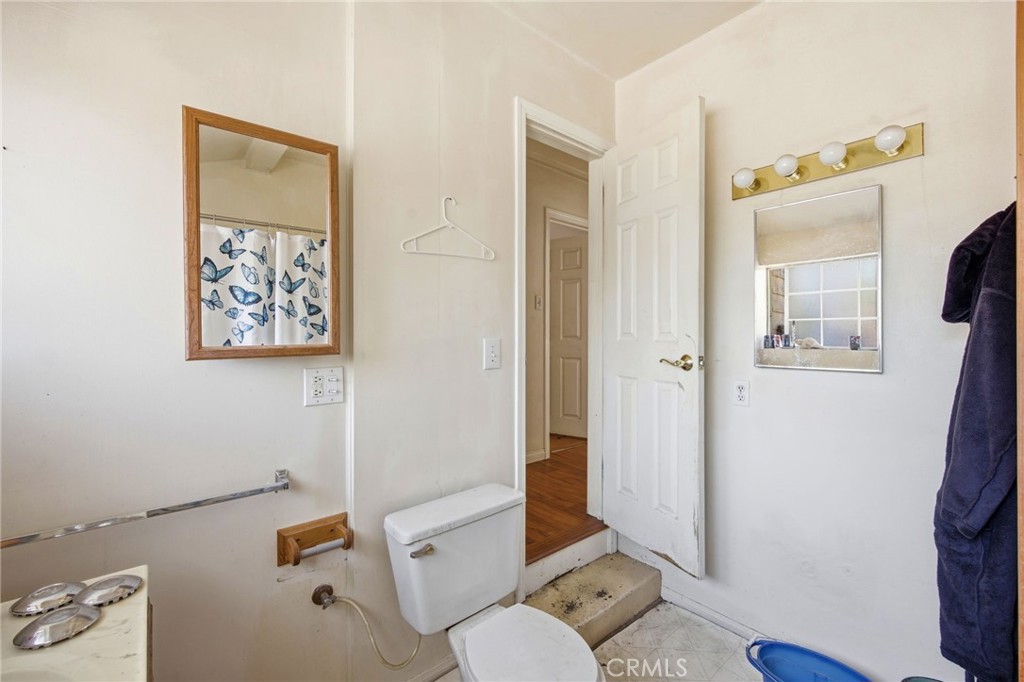 10064 Sunland Boulevard Property Photo 59