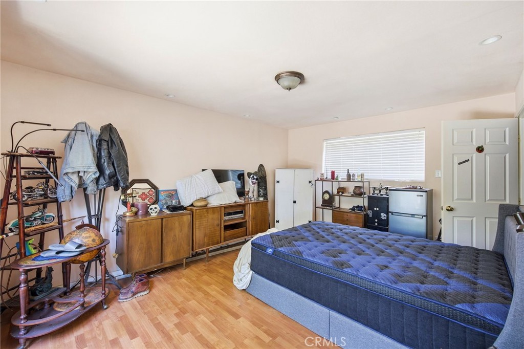 10064 Sunland Boulevard Property Photo 64
