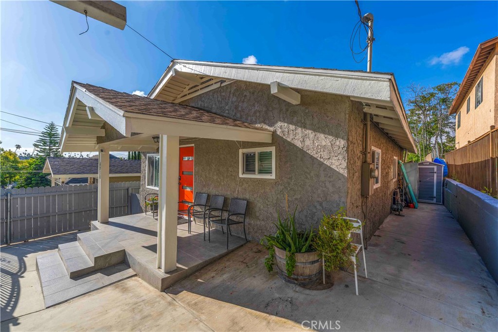 4834 Edison Property Photo 2
