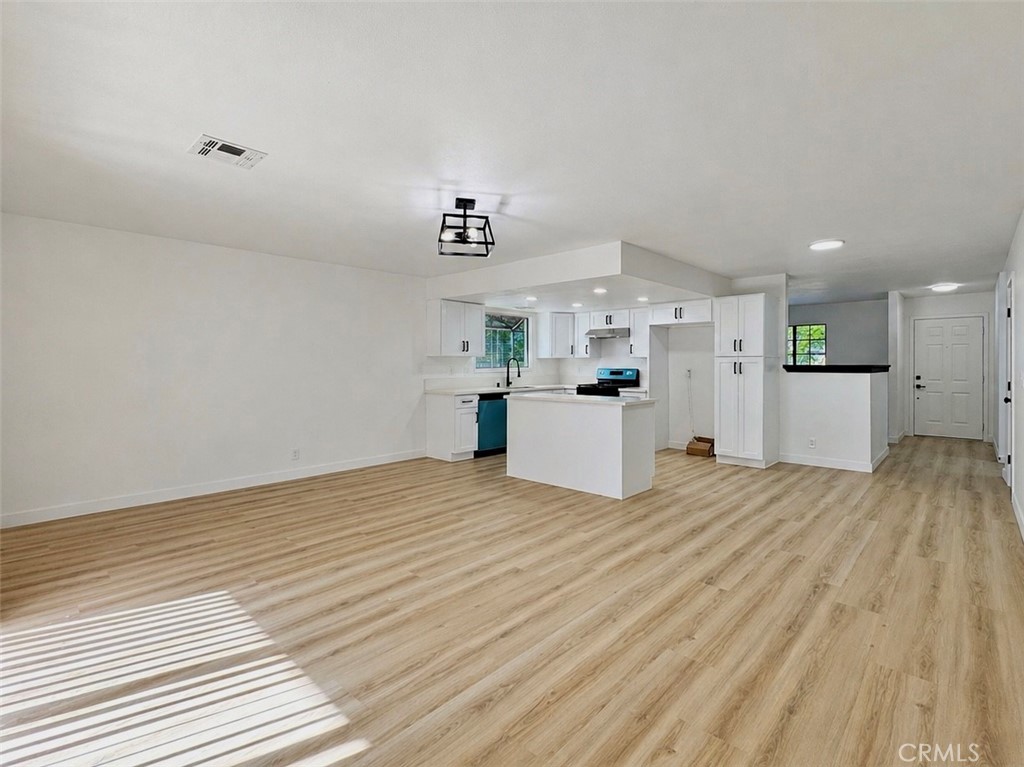 43815 Gillan Property Photo 6