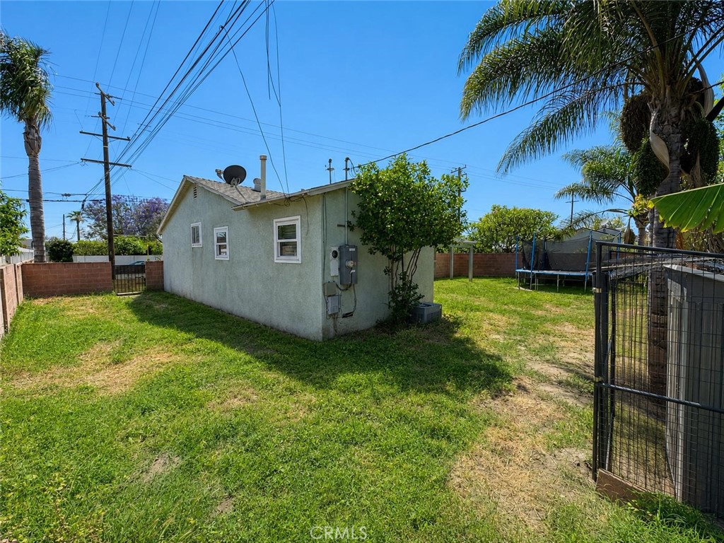 9311 Claymore Street Property Photo 12