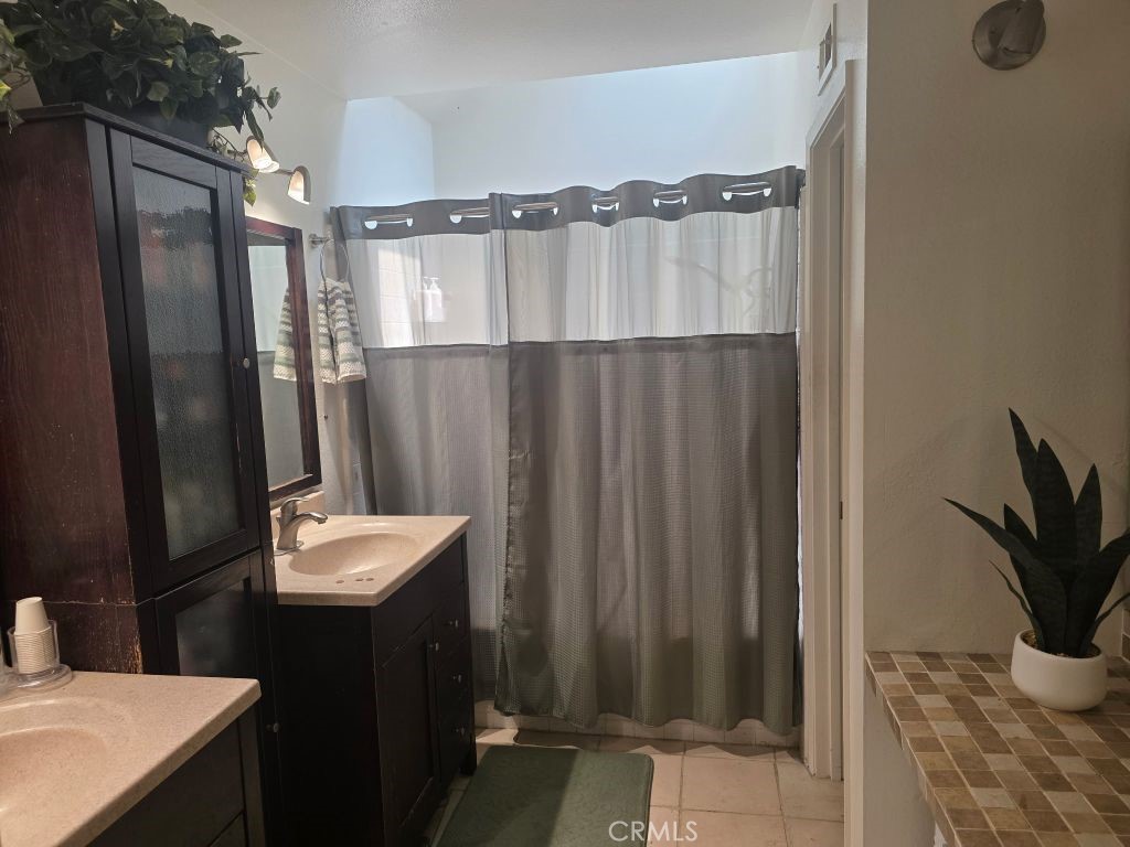 1327 Zeus Property Photo 15