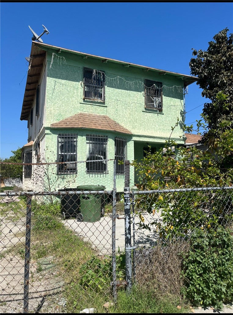 619 E 22nd Street Property Photo 1