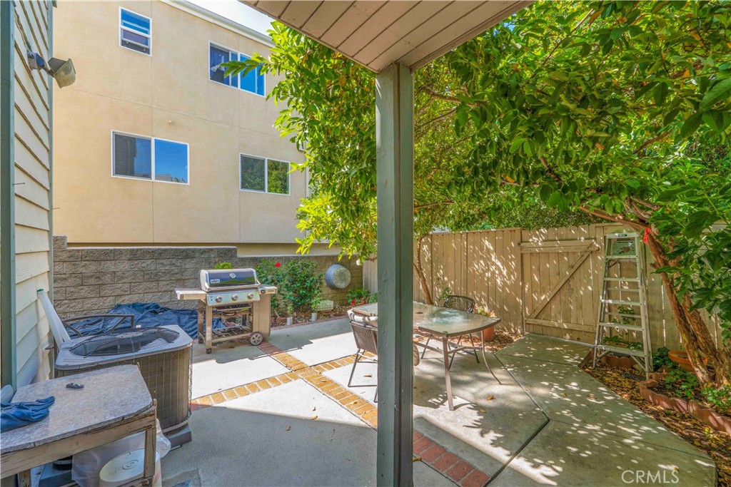 13550 Foothill Blvd 14 Property Photo 3